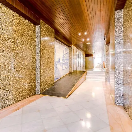 Stunning Views 3 Bed - 5 Min - Center - *